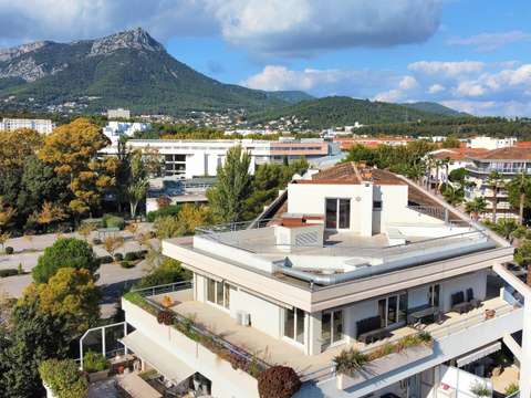 Vente appartement 5 pièces La Garde 83