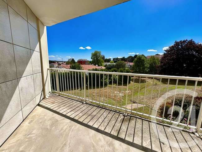 Appartement 4 pièces 98 m² · à La Roche-sur-Yon · 98 m² · 153 900 €