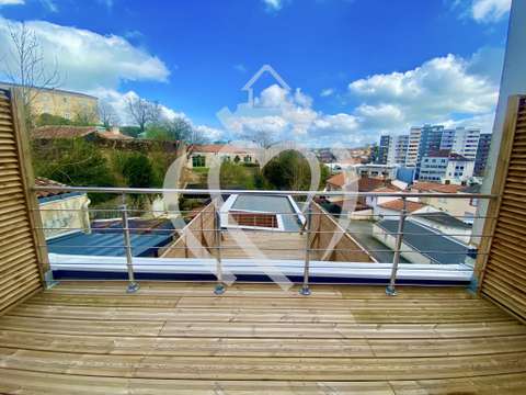 Vente Loft 8 pièces La Roche-Sur-Yon Centre Ville 85