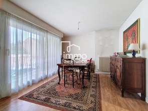 Vente Appartement 4 piècesLa Roche-Sur-Yon Centre Ville