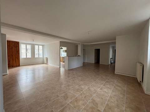 Vente appartement 4 pièces Laval 53