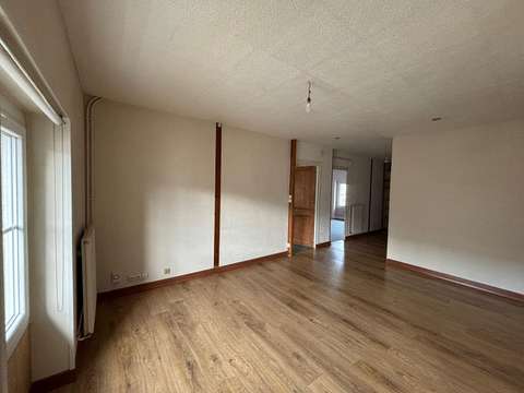 Vente appartement 3 pièces Laval 53