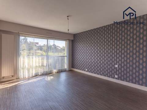 Vente appartement 4 pièces Laval 53