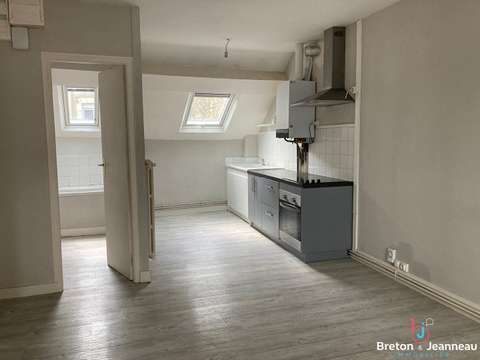 Vente appartement 2 pièces Laval 53
