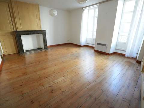 Vente appartement 2 pièces Laval 53