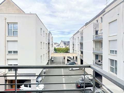 Vente appartement 2 pièces Laval 53
