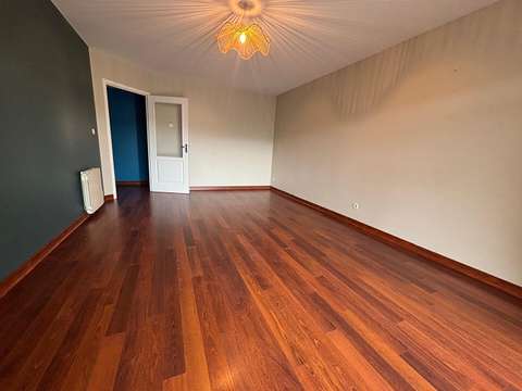 Vente appartement 3 pièces Laval 53