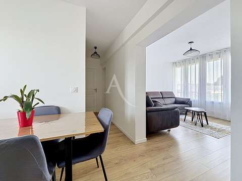 Vente appartement 3 pièces Laval 53