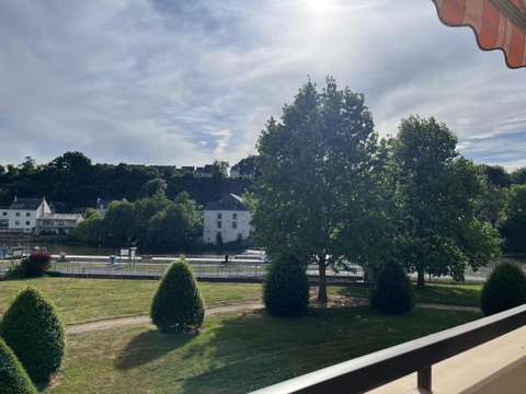 Vente appartement 3 pièces Laval 53