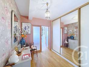Vente Appartement 4 piècesLaval