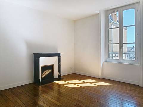 Vente appartement 2 pièces Laval 53