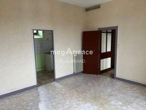Vente Appartement 3 piècesLaval Centre-Ville Cathédrale