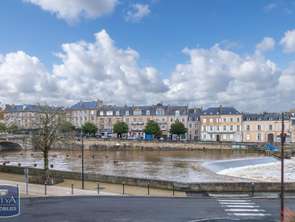 Vente Appartement 4 piècesLaval Centre-Ville Cathédrale
