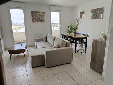 Vente appartement 4 pièces Laval Hilard 53