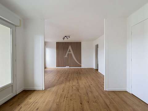 Vente appartement 4 pièces Laval Les Fourches 53
