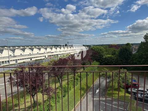 Vente appartement 4 pièces Laval Les Pommeraies 53