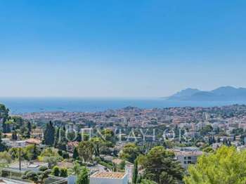 Vente Appartement 4 piècesLe Cannet