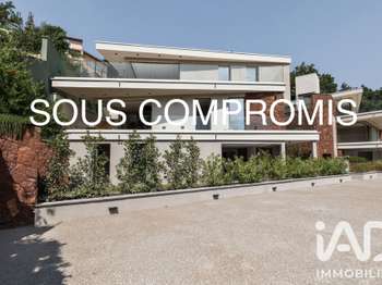 Vente Appartement 4 piècesLes Adrets-de-l'Estérel