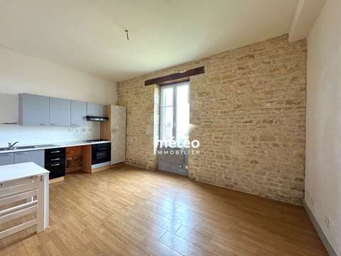 Vente appartement 5 pièces Les Magnils-Reigniers 85