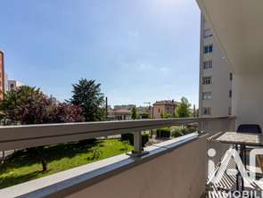 Vente Appartement 4 piècesLyon 8e