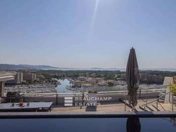 Vente appartement 5 pièces Mandelieu-la-Napoule 06
