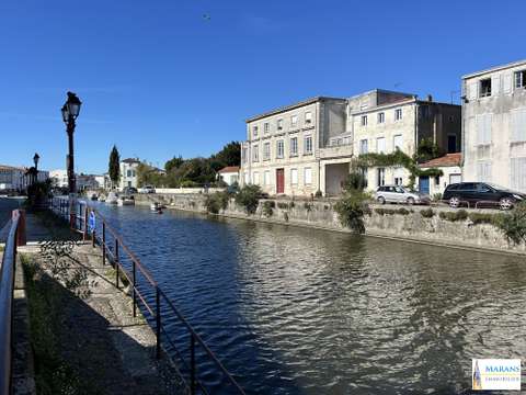 Vente appartement 3 pièces Marans 17