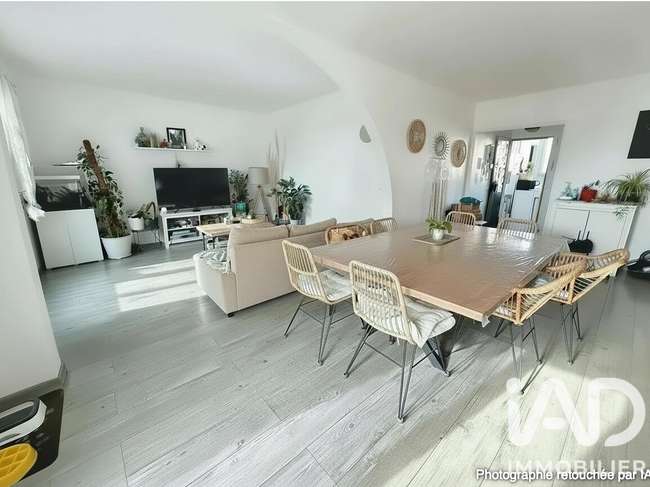 Appartement 4 pièces 80 m² · à Marseille 10e · 80 m² · 210 000 €