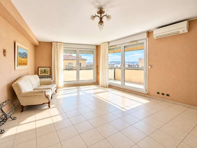 Appartement 3 pièces 76 m² · à Marseille · 76 m² · 280 000 €
