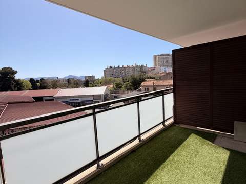 Vente appartement 3 pièces Marseille 5e 13