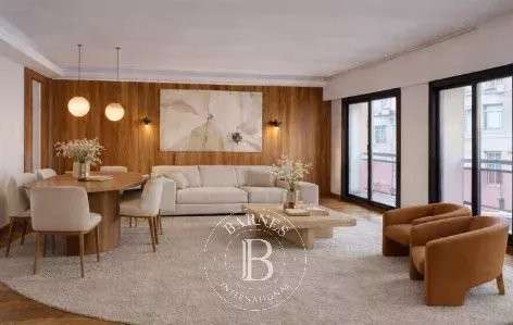 Vente appartement 8 pièces Marseille 7e 13