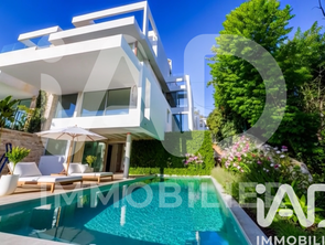 Vente Appartement 5 piècesMarseille 8e