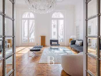Vente Appartement 6 pièces +Marseille 8e