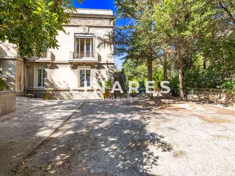 Vente appartement 6 pièces Marseille 8e 13