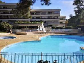 Vente Appartement 4 piècesMarseille 8e