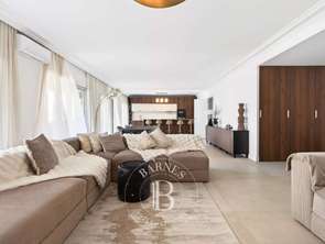 Vente Appartement 4 piècesMarseille 8e