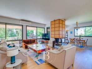 Vente Appartement 5 piècesMarseille 8e