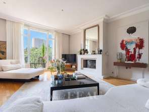 Vente Appartement 6 pièces +Marseille 8e