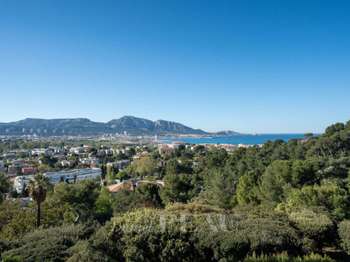 Vente Appartement 4 piècesMarseille 8e
