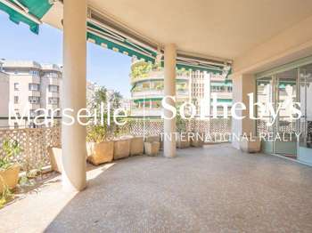 Appartement 5 pièces 204 m² · à Marseille 8e · 204 m² · 850 000 €