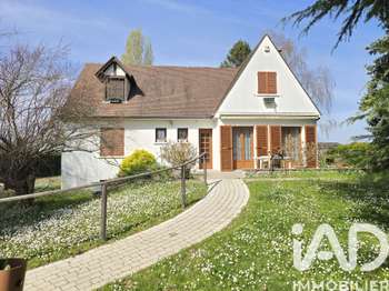 Vente Appartement 6 pièces +Mézières-lez-Cléry