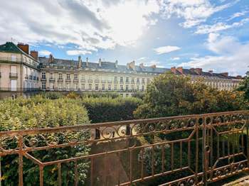 Appartement 6 pièces 220 m² · à Nantes · 220 m² · 834 550 €