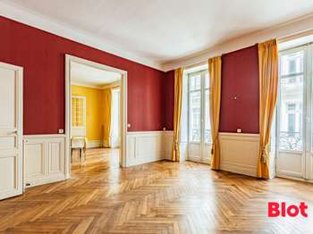 Vente appartement 5 pièces Nantes Centre Ville 44
