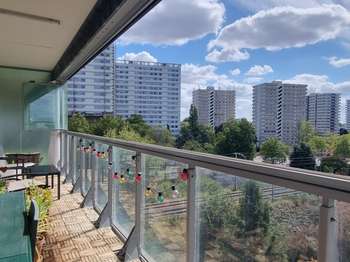 Appartement 4 pièces 74 m² · à Nantes Île de Nantes · 74 m² · 310 000 €