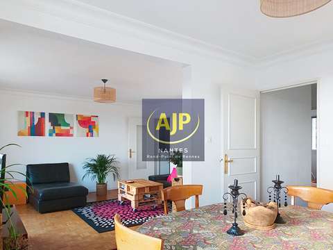 Vente appartement 5 pièces Nantes Rond-Point De Rennes 44