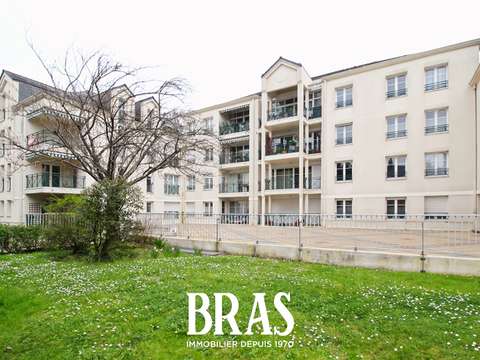 Vente appartement 5 pièces Nantes Rond-Point De Rennes 44