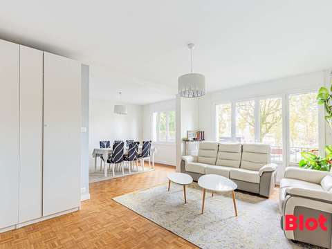 Vente appartement 4 pièces Nantes Rond-Point De Rennes 44