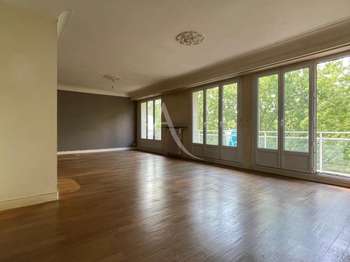 Vente Appartement 4 piècesNantes Rond-Point De Rennes