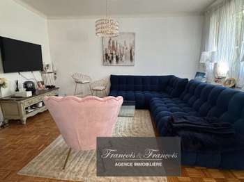 Vente Appartement 4 piècesNantes Rond-Point De Rennes