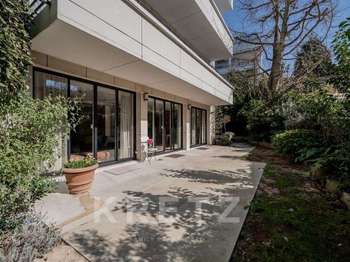 Appartement 7 pièces 211 m² · à Neuilly-sur-Seine · 211 m² · 4 000 000 €