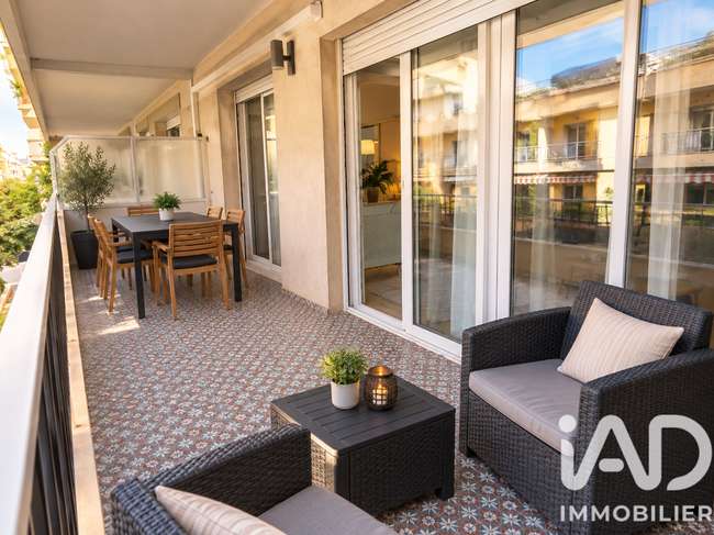 Appartement 2 pièces 52 m² · à Nice · 52 m² · 355 000 €